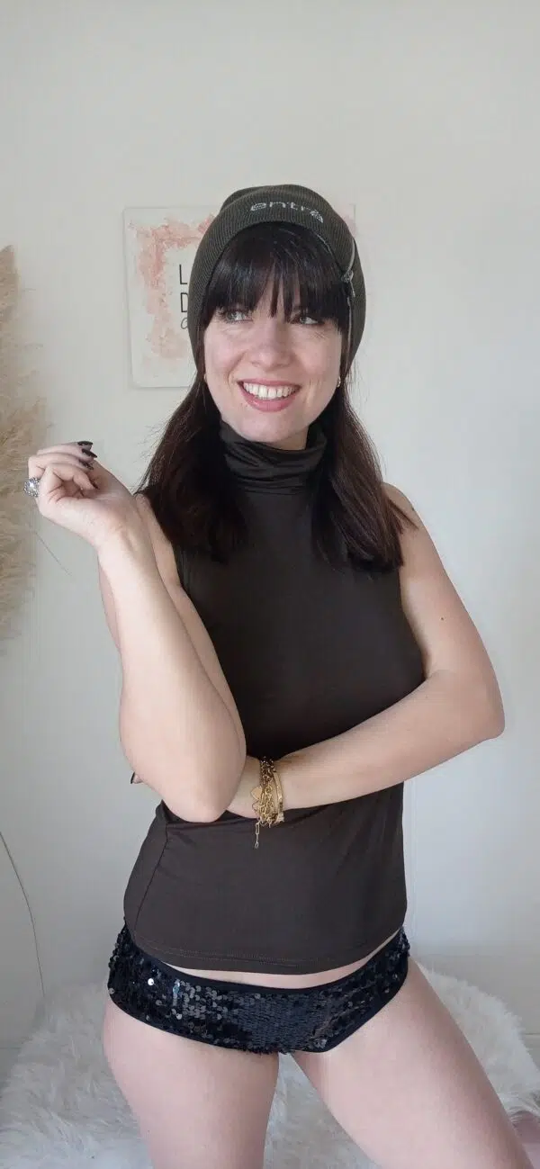 Cappello Papalina Donna Marrone con Cerniera - Elegante e Versatile