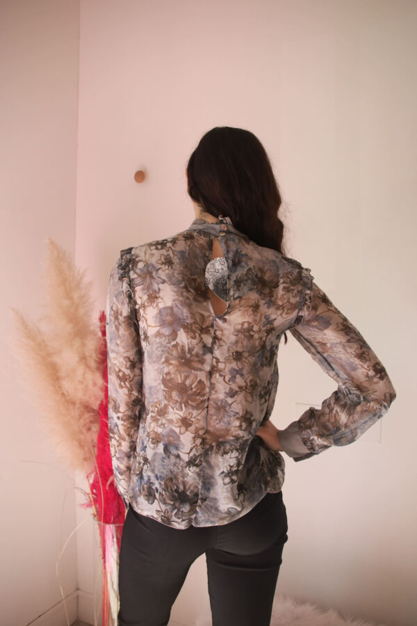 Blusa Vittoriana in Seta Pura - Stile Retro Chic in Vari Colori