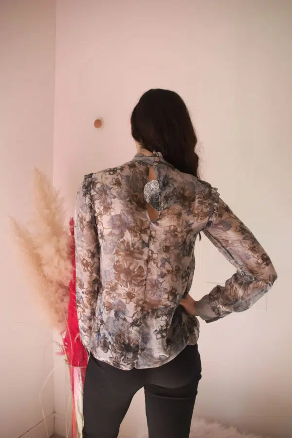 Blusa Vittoriana in Seta Pura - Stile Retro Chic in Vari Colori