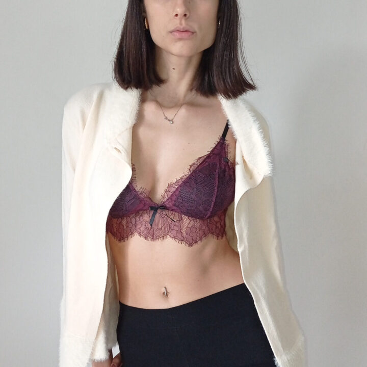 Bralette Sensuale in Pizzo Valencienne con Coppette Preformate - Nero e Bordeaux