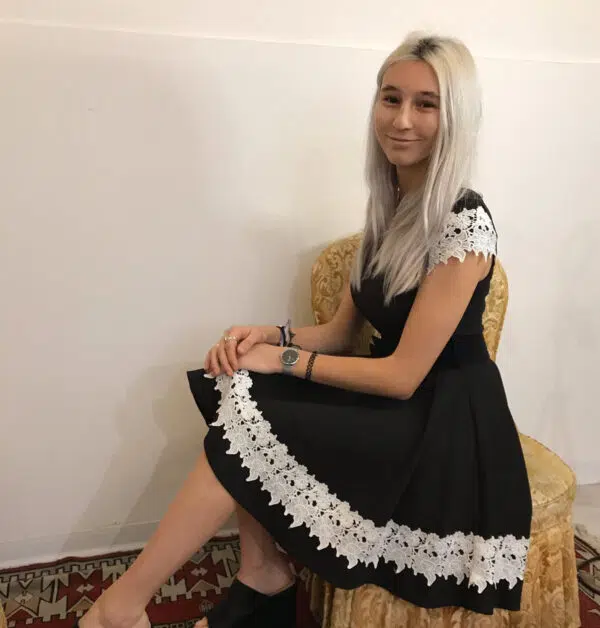 Abito con cintura svasato taglia unica con bordo in pizzo