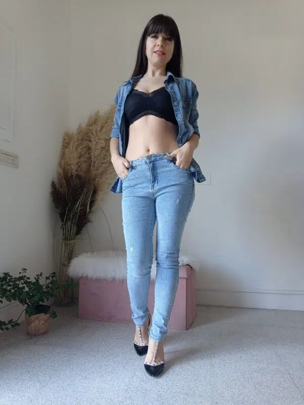 Camicia di Jeans Effetto Vintage Versatile - Primavera/Estate