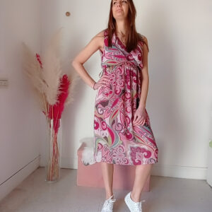 Abito Estivo con Fantasia Elegante e Scollatura a V - Disponibile in Tutte le Taglie
