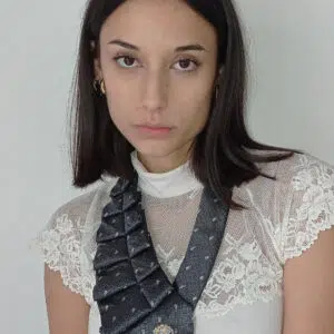 Collana Innovativa da Cravatta e Bottone Gioiello - Accessorio Unico per Look Caratteristici Art. Gio