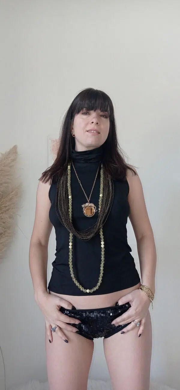 Boxer di Paillettes Audace e Versatile - Un Toque Brillante per il Tuo Casual Chic
