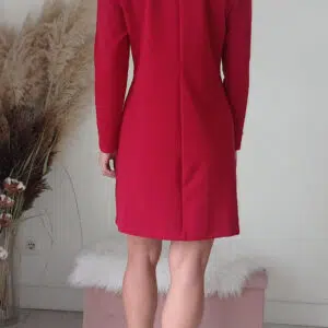 Abito Chemisier Rosso Passione: Un Tocco di Eleganza per Ogni Occasione