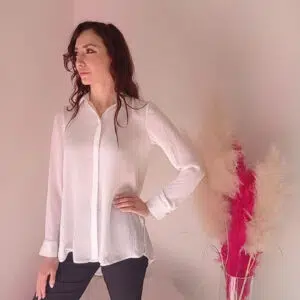 Camicia Bianca Elegante s.Oliver: Versatilità e Stile per Ogni Occasione