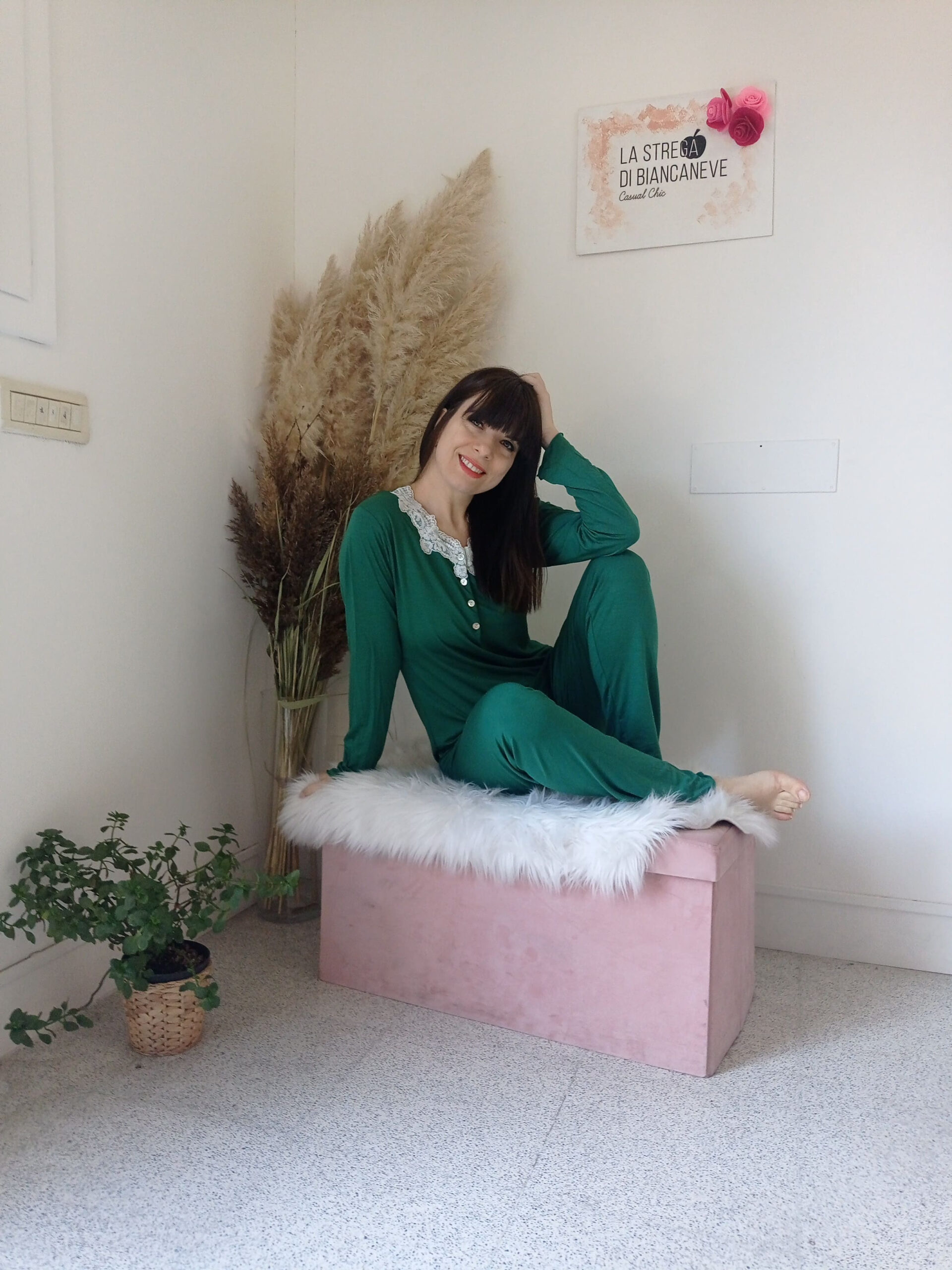 Pigiama Elegante in Modal con Pizzo - Taglie M-XL, Vari Colori