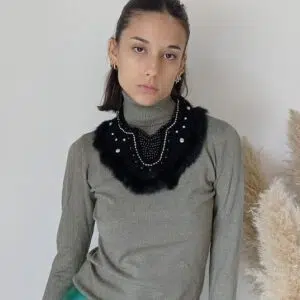 Collana Statement con Perle Nere Sintetiche e Strass - Eleganza e Luminosità