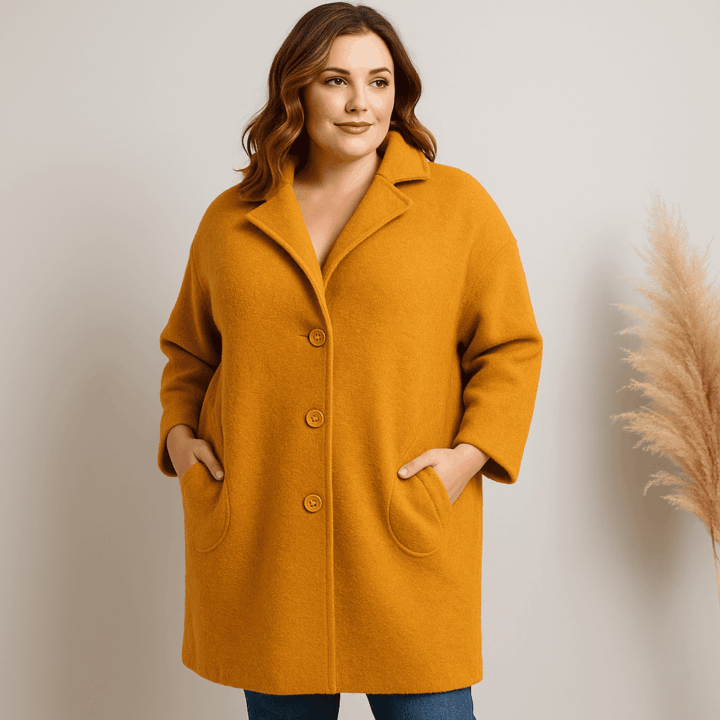 Cappotto Curvy Senape con Collo Morbido