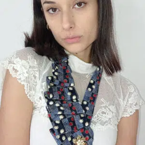 Collana Innovativa da Cravatta e Bottone Gioiello - Accessorio Unico per Look Caratteristici Art. Rubi