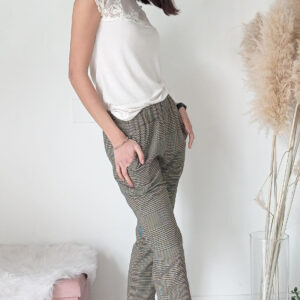 Pantalone a Quadri con Cavallo Morbido e Risvolto - Completa il Look con la Giacca Coordinata