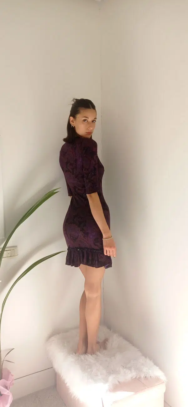 Passatempo - Abito Femminile in Viscosa con Dettagli in Pizzo: Eleganza Retrò e Comfort