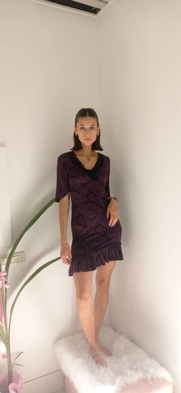 Passatempo - Abito Femminile in Viscosa con Dettagli in Pizzo: Eleganza Retrò e Comfort