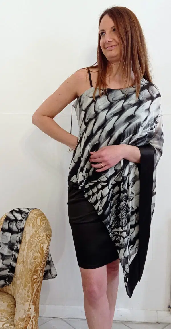 Abito elegante con stola Art. Gioiello