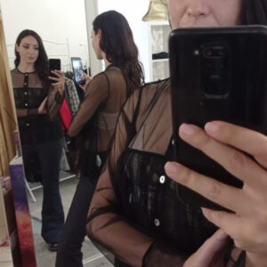 Camicia trasparente con galette