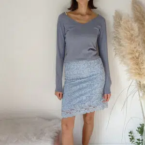Maglioncino Basic in Misto Viscosa con Scollo a V - Varianti con e Senza Lurex