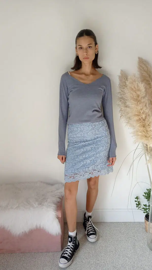 Maglioncino Basic in Misto Viscosa con Scollo a V - Varianti con e Senza Lurex