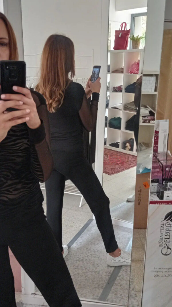Maglia sotto giacca nero e tulle Art. Bra