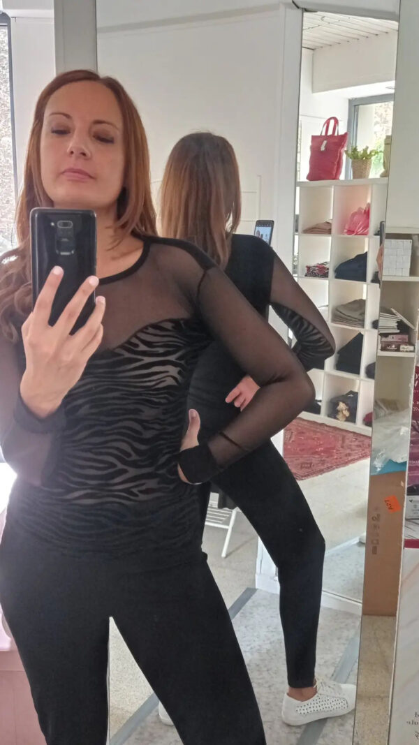 Maglia sotto giacca nero e tulle Art. Bra