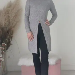 Maglia Maxi con Spacco Davanti - Eleganza Casual per Ogni Occasione