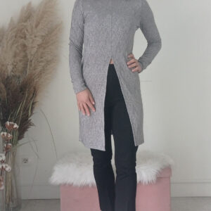 Maglia Maxi con Spacco Davanti - Eleganza Casual per Ogni Occasione