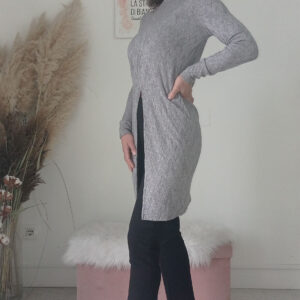 Maglia Maxi con Spacco Davanti - Eleganza Casual per Ogni Occasione