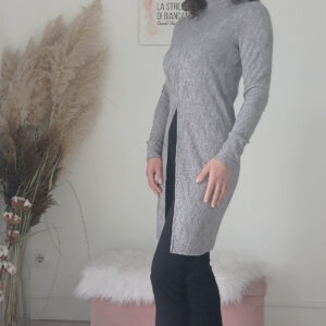 Maglia Maxi con Spacco Davanti - Eleganza Casual per Ogni Occasione
