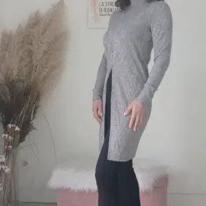 Maglia Maxi con Spacco Davanti - Eleganza Casual per Ogni Occasione