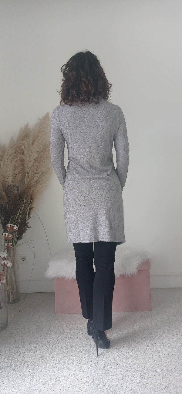 Maglia Maxi con Spacco Davanti - Eleganza Casual per Ogni Occasione