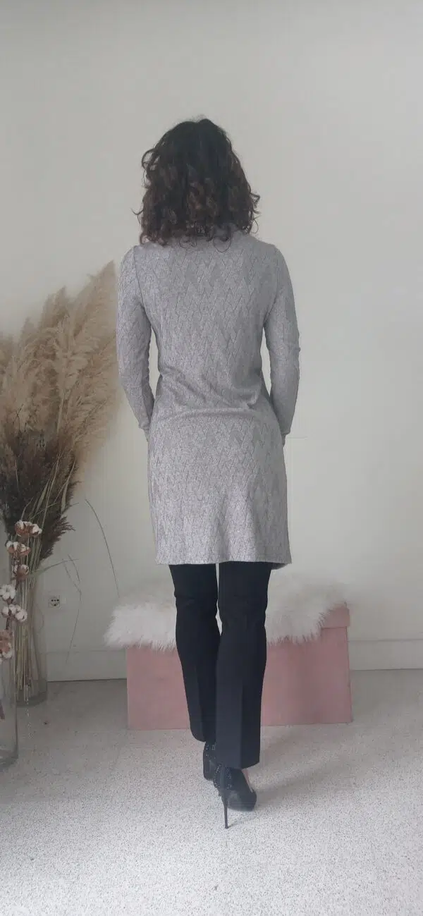 Maglia Maxi con Spacco Davanti - Eleganza Casual per Ogni Occasione