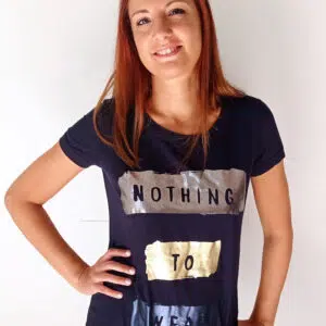 T-Shirt 'Nothing to Wear': Acquisti Consapevoli per un Look Versatile