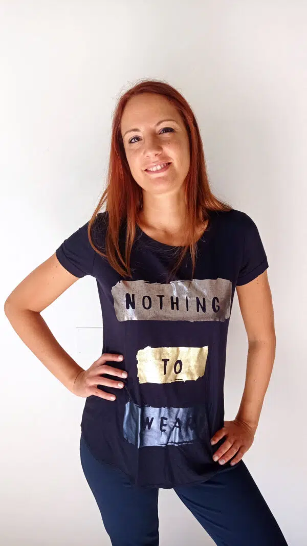 T-Shirt 'Nothing to Wear': Acquisti Consapevoli per un Look Versatile
