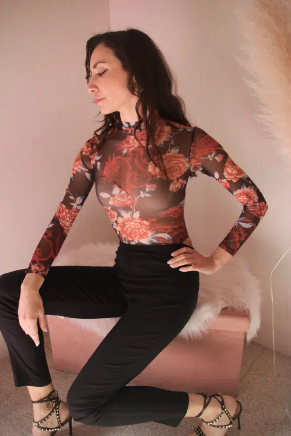 Body Esternabile in Tulle Microretato: Eleganza Seducente per la Donna Sofisticata