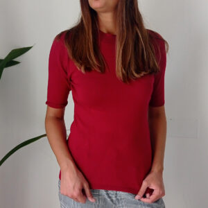 Maglia Basic Mezze Maniche in Viscosa: Il Sottogiacca Perfetto!