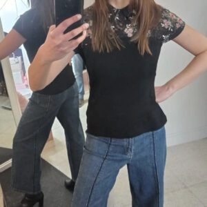 Maglia romantica con pizzo e rose Art. Dolly