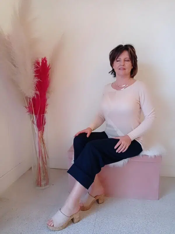 Cardigan in viscosa rosa con allacciatura posteriore - Perfetto per la primavera estate