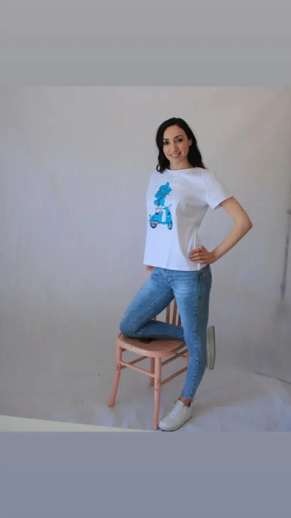T shirt con strass Art. Un cuore in Vespa