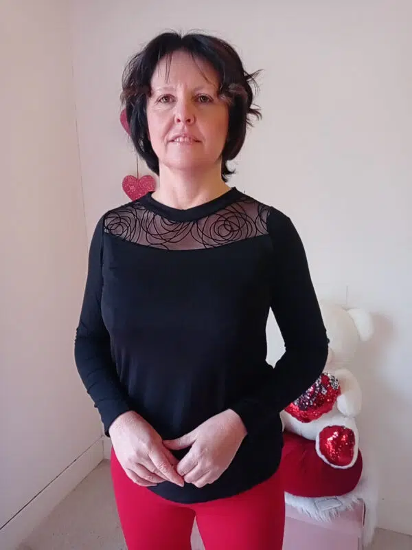 Maglia con tulle ricamato sul decoltè Art. Divina