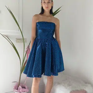 Abito Blu Senza Spalline con Motivo a Pois Lucidi - Eleganza e Giocosità