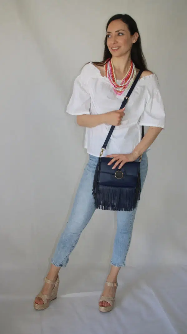 Blusa in cotone con scollo alla Carmen
