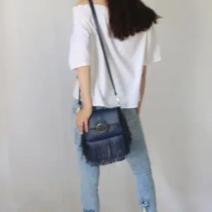 Blusa in cotone con scollo alla Carmen