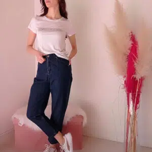 "T-Shirt 'To Be Happy Choose': Scegli la Felicità con Stile!