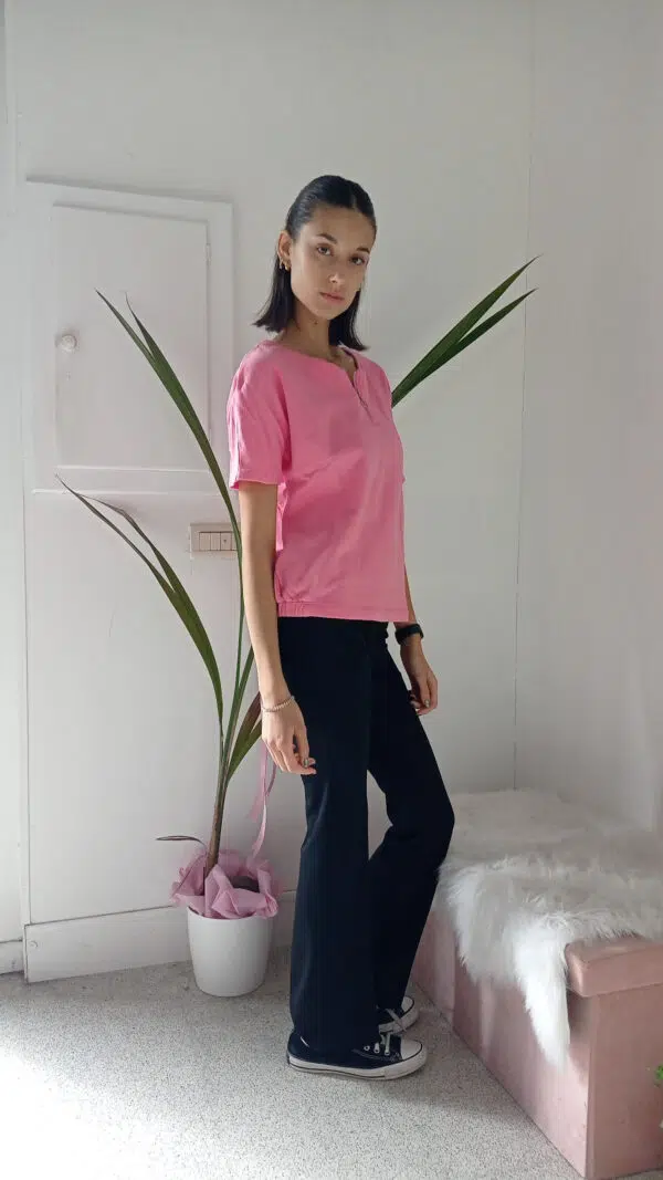 Maglia Primaverile Rosa in Felpa Leggera - Mezze Maniche, Taglio Dritto