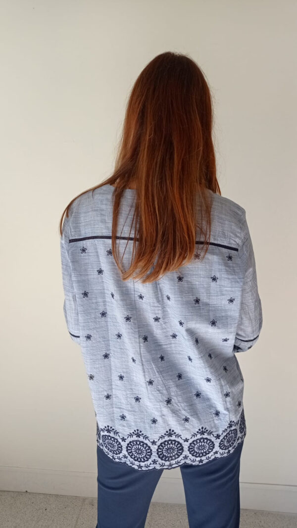 Blusa in cotone macramè Art. Bolle