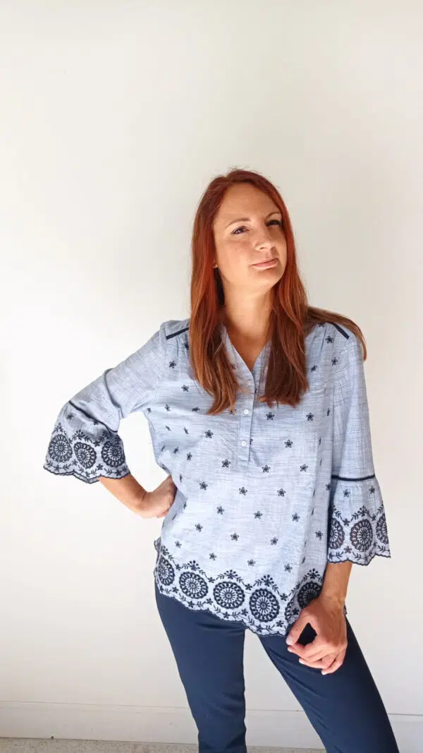 Blusa in cotone macramè Art. Bolle