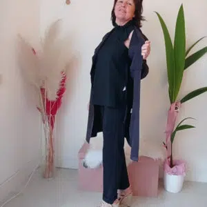 Spolverino Cappotto 'Isabella' in Ecopelle dallo Stile Dark e Deciso