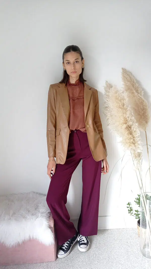Giacca Ecopelle Stella McQueen Art. Viola - L'Essenza dell'Autunno in Stile Nocciola