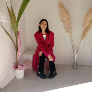 Cappotto Fucsia Peloso Doppiopetto - Calore e Stile sotto al Ginocchio