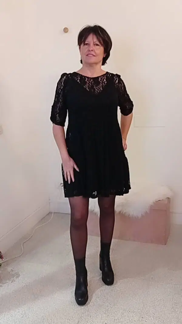 Abito in pizzo nero Art. Trixy